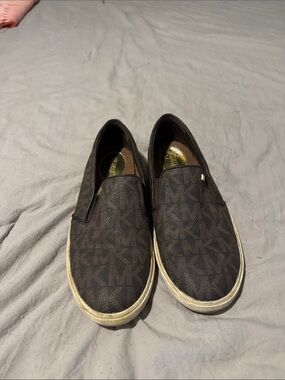 MK shoes
